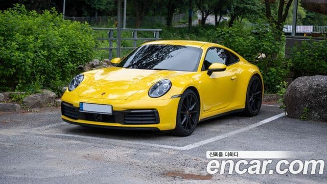 Porsche 911 2021 — Photo 19/20