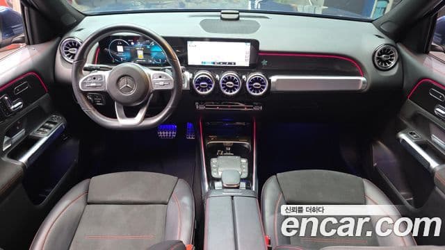 Mercedes-Benz GLB-Class 2021 — Фото 7/20