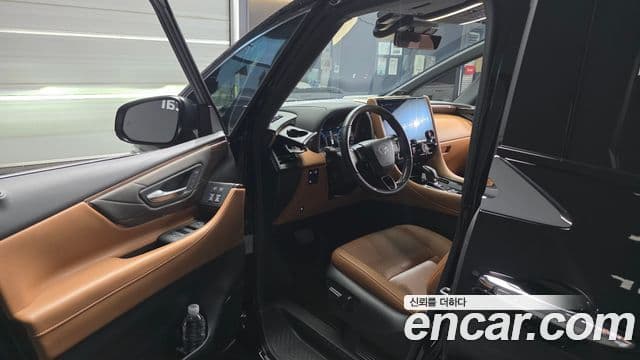 Toyota Alphard 2025 — Şəkil 13/20