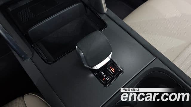 Land Rover Discovery Sport 2025 — Şəkil 9/20