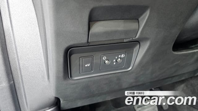 Land Rover Discovery Sport 2025 — Şəkil 18/20