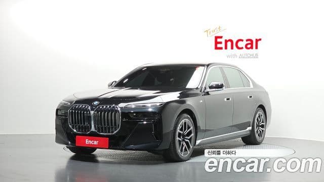 BMW 7 Series 2025 — Şəkil 1/20