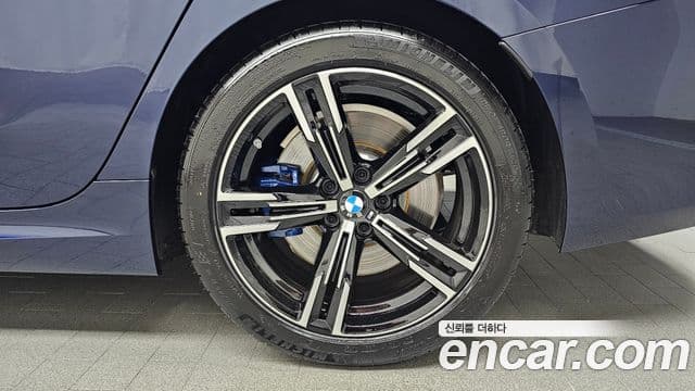 BMW 3 Series 2025 — Şəkil 23/32