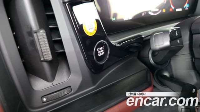 Porsche Cayenne 2025 — Photo 5/34