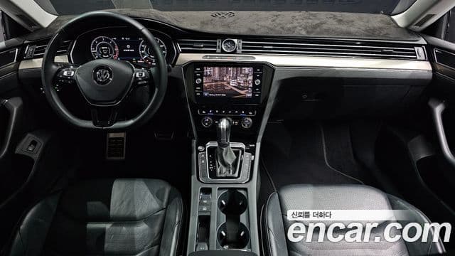 Volkswagen Arteon 2019 — Şəkil 7/20