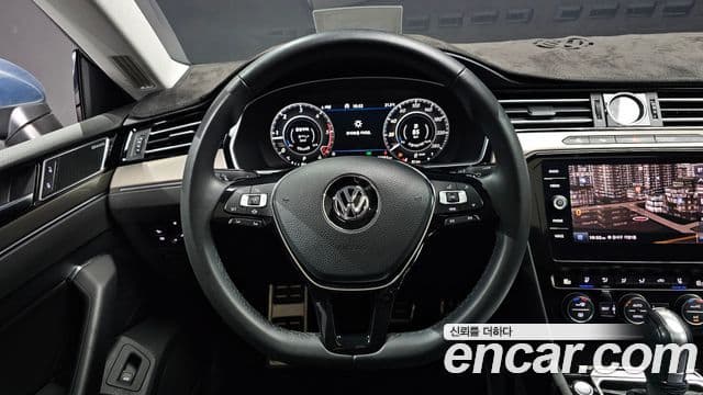 Volkswagen Arteon 2019 — Şəkil 13/20