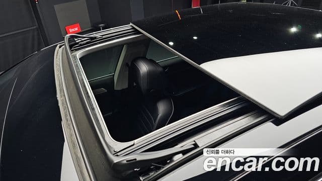 Volkswagen Arteon 2019 — Şəkil 19/20