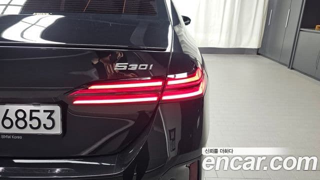 BMW 5 Series 2025 — Photo 25/32