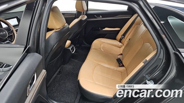 Kia K5 2021 — Şəkil 12/20