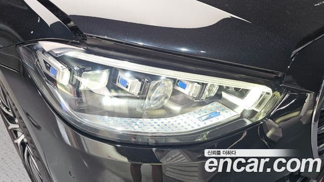 Mercedes-Benz S-Class 2021 — Photo 2/31