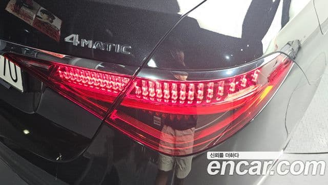 Mercedes-Benz S-Class 2021 — Photo 26/31