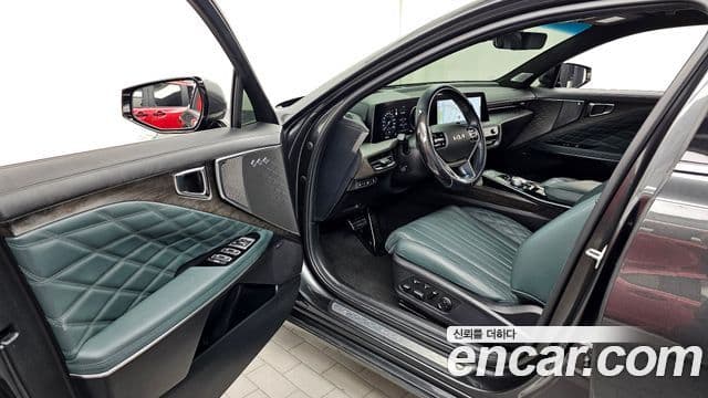 Kia K8 2023 — Şəkil 10/20