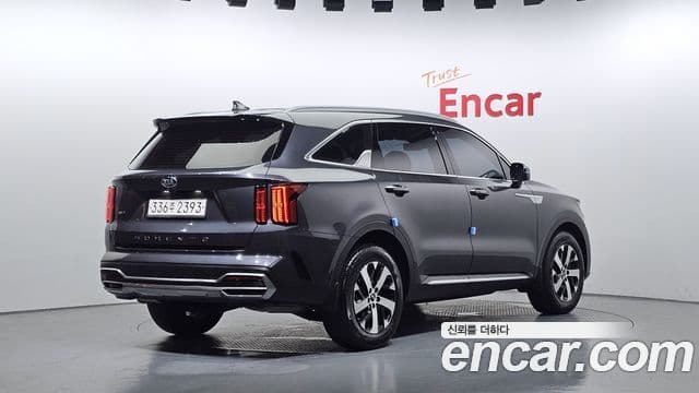 Kia Sorento 2021 — Фото 2/20