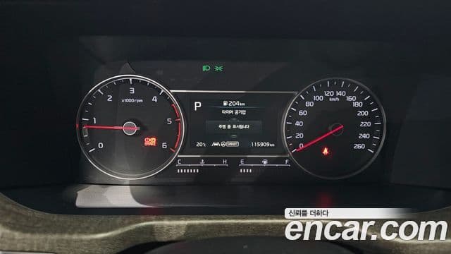 Kia Sorento 2021 — Фото 8/20