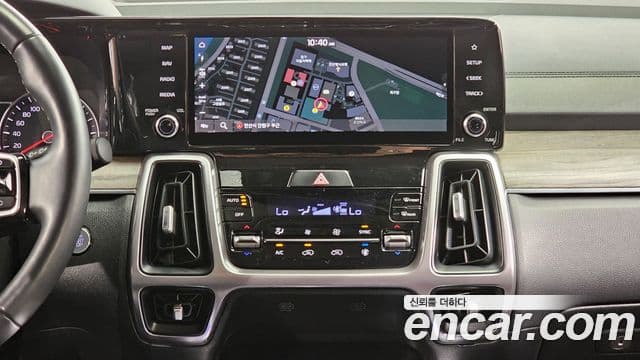 Kia Sorento 2021 — Фото 15/20