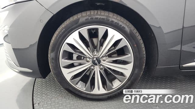Kia K8 2022 — ფოტო 5/20