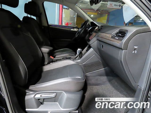 Volkswagen Tiguan Allspace 2022 — ფოტო 7/19