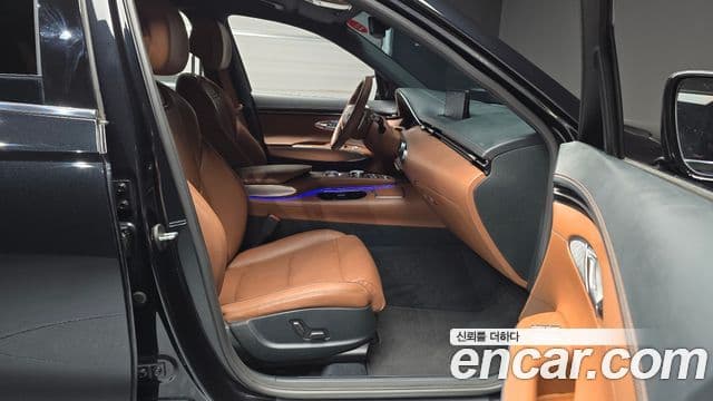 Genesis GV70 2021 — ფოტო 11/20