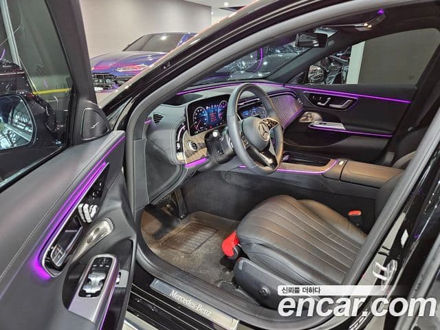 Mercedes-Benz E-Class 2025 — ფოტო 9/20