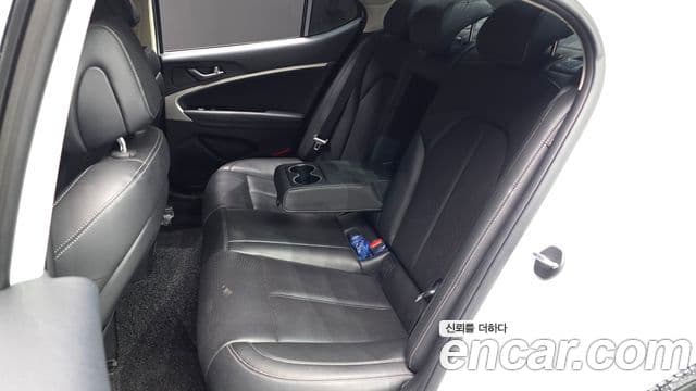Genesis G70 2021 — Şəkil 12/20