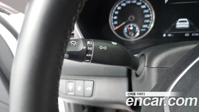 Genesis G70 2021 — Şəkil 19/20