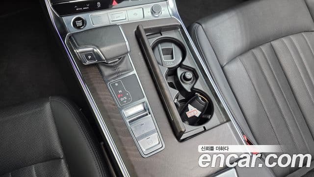 Audi A6 2022 — Şəkil 9/20