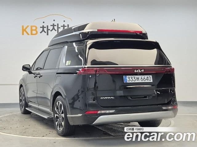 Kia Carnival 2022 — ფოტო 1/19
