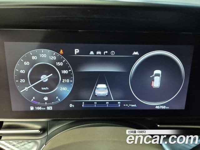 Kia Carnival 2022 — ფოტო 6/19