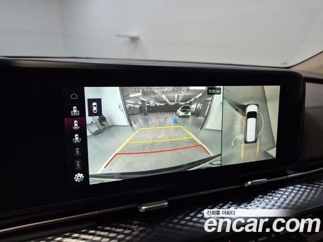 Kia Carnival 2022 — ფოტო 10/19