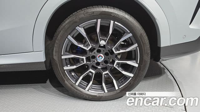BMW X6 2024 — Photo 3/35