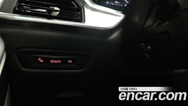 BMW X6 2024 — Photo 31/35