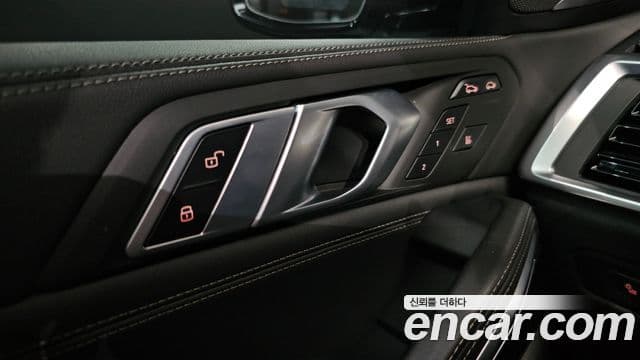 BMW X6 2024 — Photo 21/35