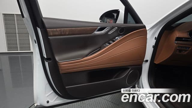 Genesis G80 2021 — Şəkil 14/33