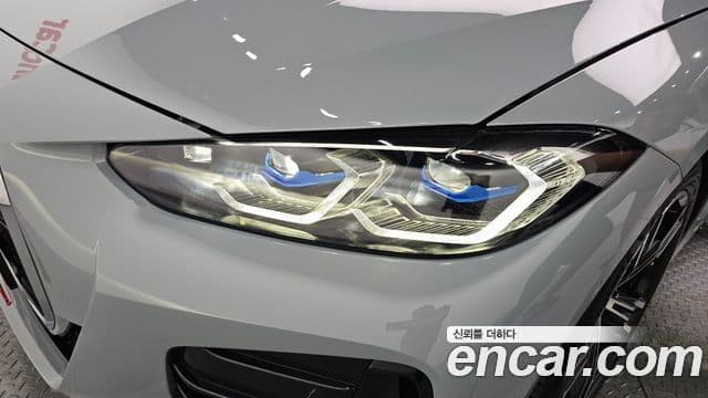 BMW 4 Series 2022 — Şəkil 17/31