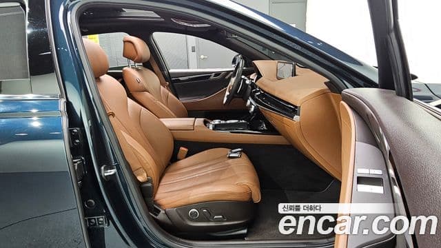 Genesis G80 2022 — Photo 18/34