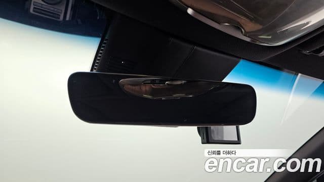 Genesis G80 2022 — Photo 13/34