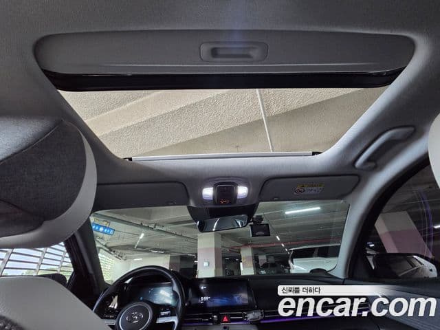 Hyundai Avante 2020 — ფოტო 13/17