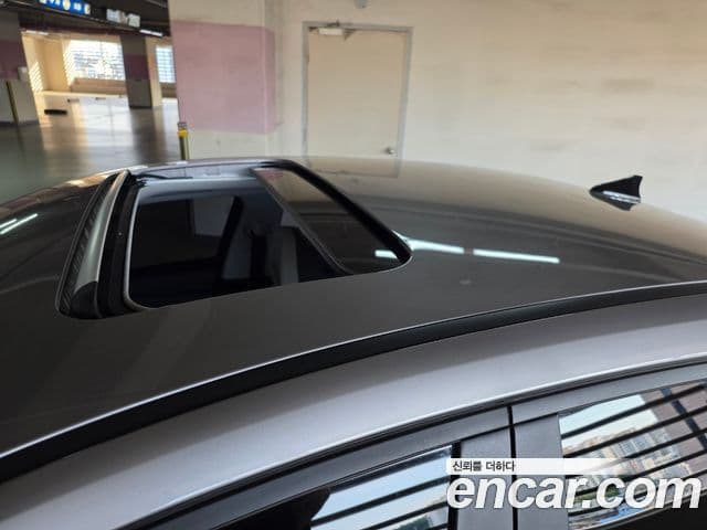 Hyundai Avante 2020 — ფოტო 16/17