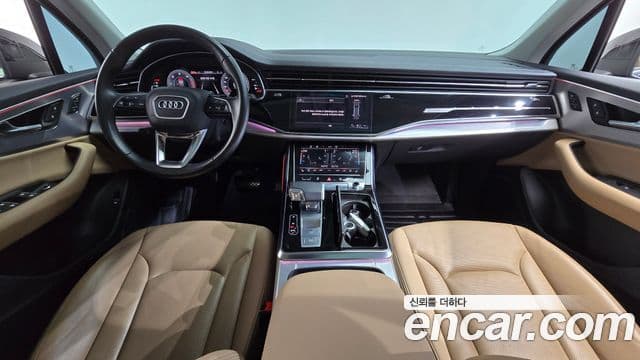 Audi Q7 2023 — ფოტო 7/20