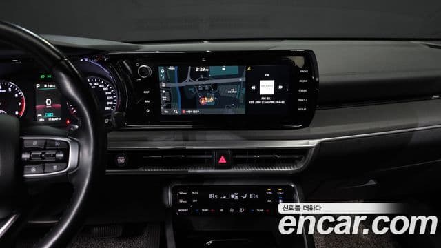 Kia K5 2022 — ფოტო 14/20