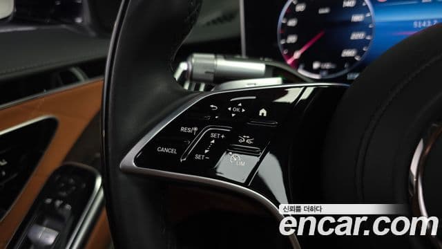 Mercedes-Benz S-Class 2022 — Photo 25/39