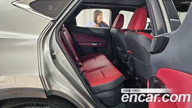 Lexus NX350h 2025 — Şəkil 12/20