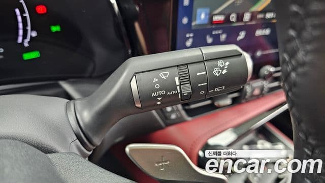 Lexus NX350h 2025 — Photo 18/32