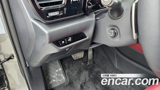Lexus NX350h 2025 — Photo 15/32