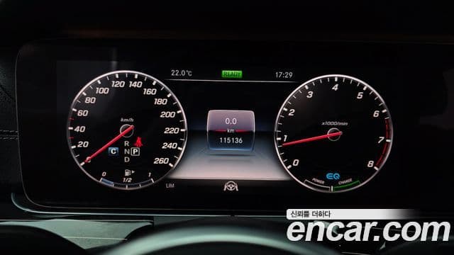 Mercedes-Benz CLS-Class 2019 — ფოტო 8/20