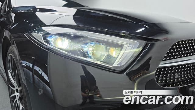 Mercedes-Benz CLS-Class 2019 — Photo 8/34