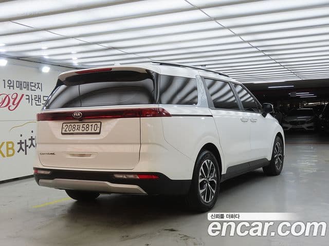 Kia Carnival 2021 — Şəkil 4/20