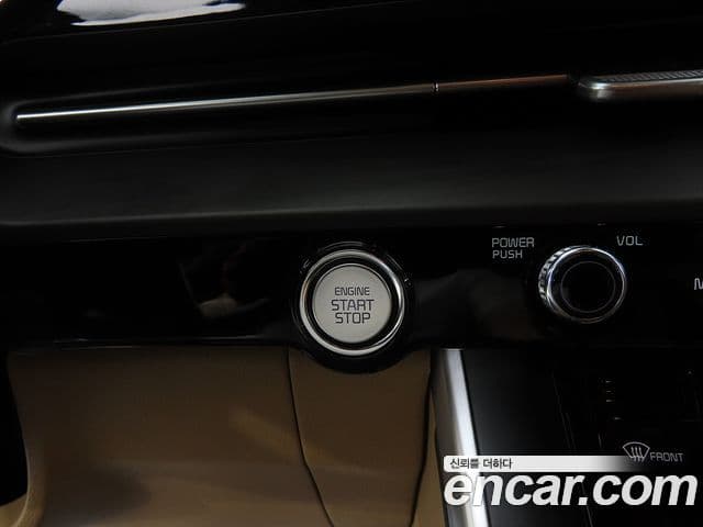 Kia Carnival 2021 — Şəkil 16/20