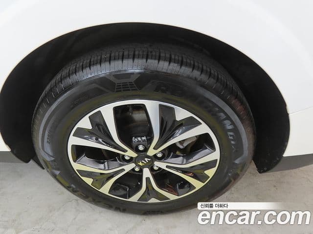 Kia Carnival 2021 — Şəkil 20/20
