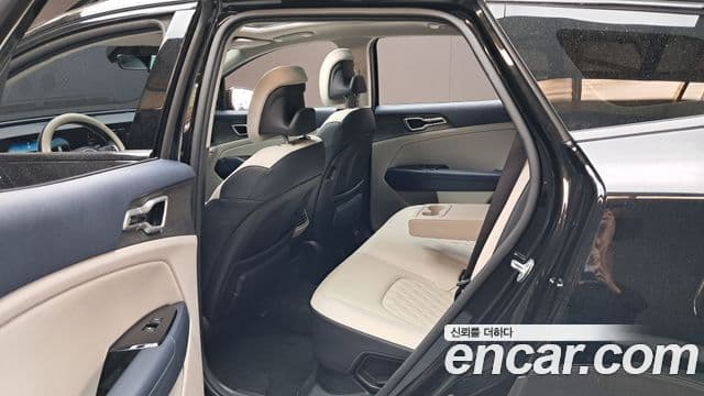 Kia Sportage 2023 — Şəkil 12/20
